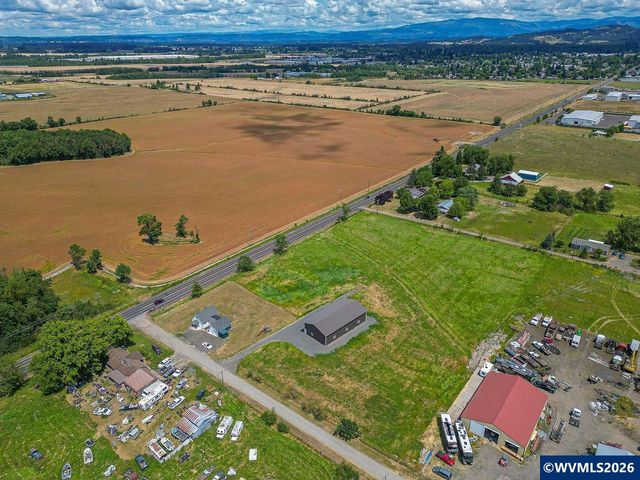 32655 Fur Rd, Lebanon, OR 97355