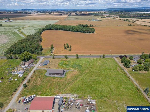 32655 Fur Rd, Lebanon, OR 97355