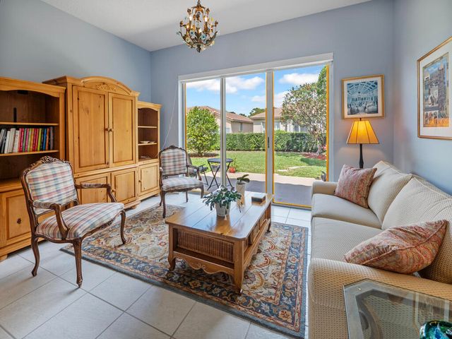 8501 Golden Cypress Court, Lake Worth, FL 33467