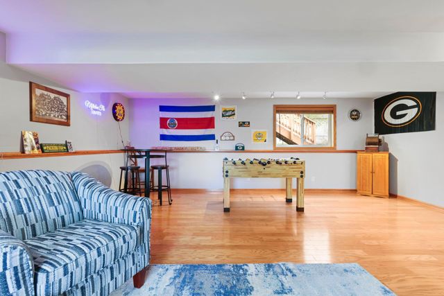 1838 Rodao Drive, River Falls, WI 54022