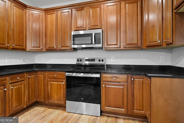 155 Highwoods Parkway, Newnan, GA 30265