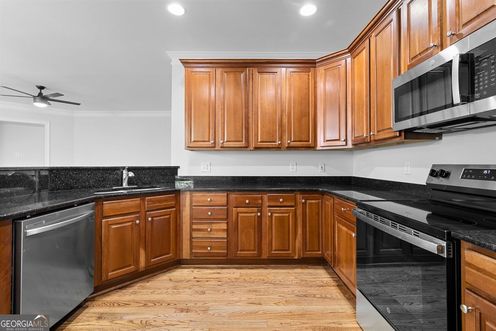 155 Highwoods Parkway, Newnan, GA 30265 — photo 3