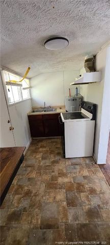 1612 North Street, Fayetteville, NC 28301