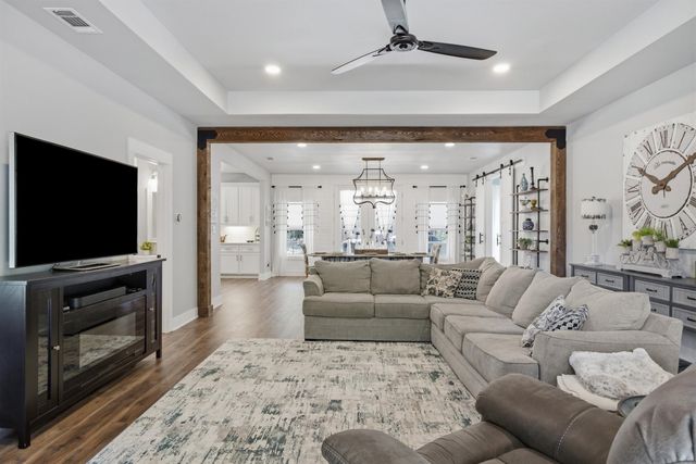 1215 Vz County Road 2120, Canton, TX 75103