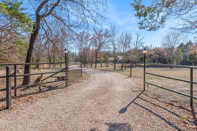 1215 Vz County Road 2120, Canton, TX 75103