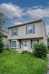 23060 Berdeno Avenue, Hazel Park, MI 48030
