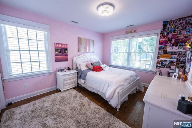 44 Forest Terrace, Wayne, NJ 07470