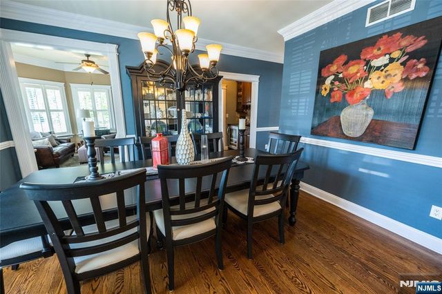 44 Forest Terrace, Wayne, NJ 07470