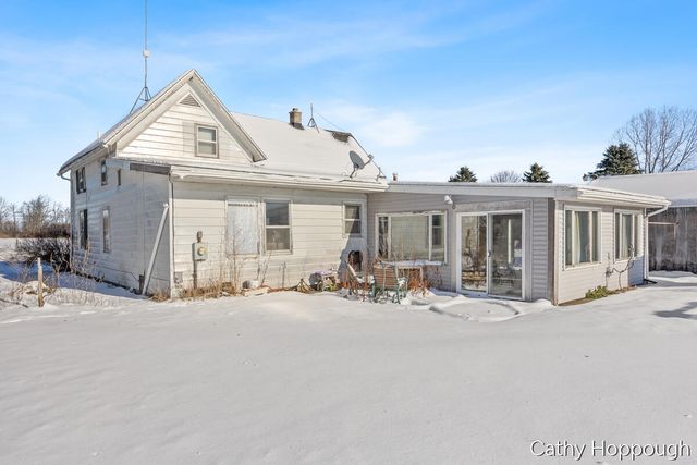 3834 E Station Road, Sheridan, MI 48884