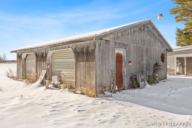 3834 E Station Road, Sheridan, MI 48884