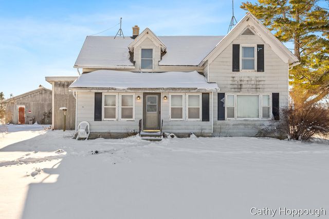 3834 E Station Road, Sheridan, MI 48884