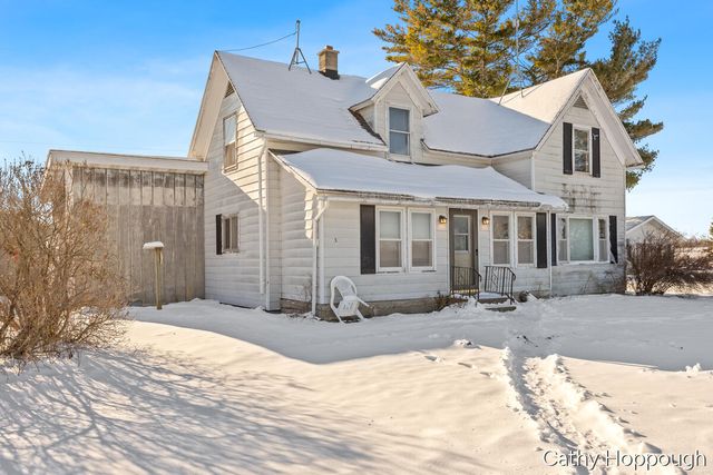 3834 E Station Road, Sheridan, MI 48884