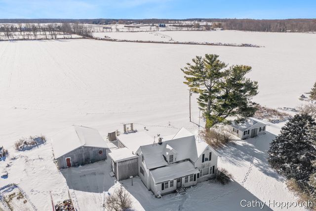 3834 E Station Road, Sheridan, MI 48884