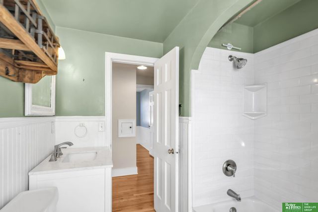 5640 Western Avenue, Omaha, NE 68132