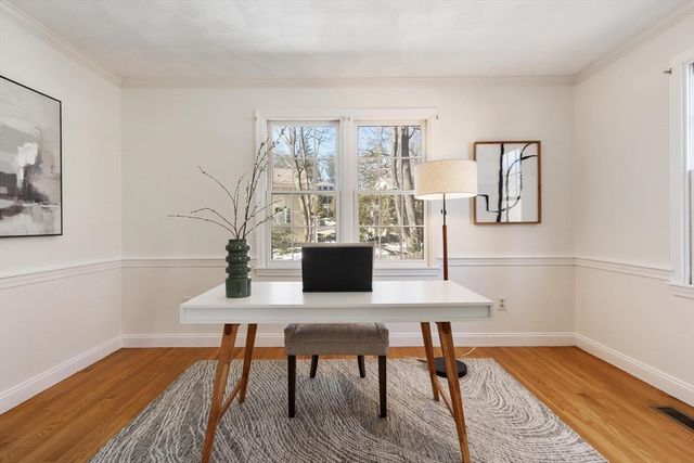 367 Waltham St 5, Lexington, MA 02421