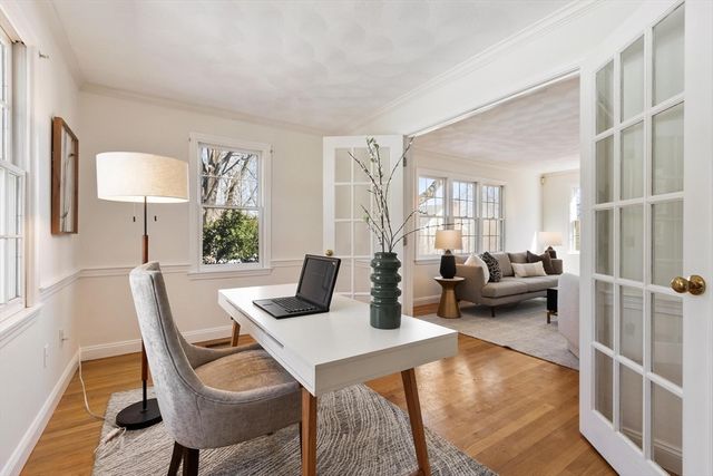 367 Waltham St 5, Lexington, MA 02421