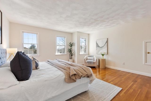 367 Waltham St 5, Lexington, MA 02421