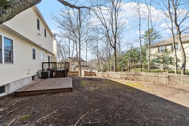 367 Waltham St 5, Lexington, MA 02421