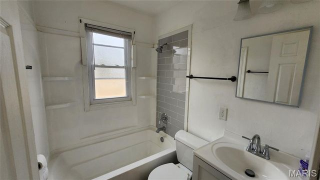 8115 Myrick Street, Berkeley, MO 63134