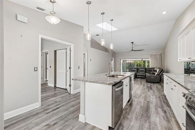 6019 COURTSIDE DRIVE, Bradenton, FL 34210