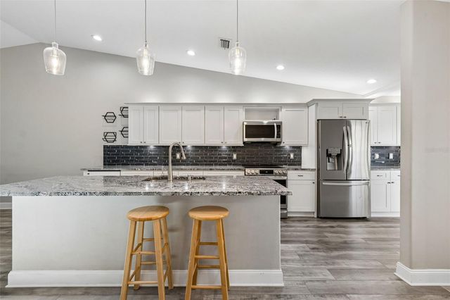 6019 COURTSIDE DRIVE, Bradenton, FL 34210
