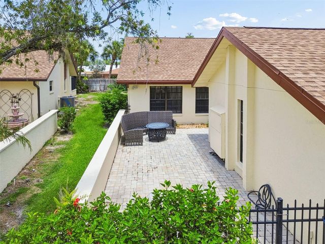 6019 COURTSIDE DRIVE, Bradenton, FL 34210