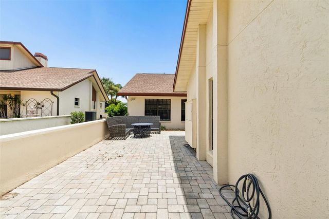 6019 COURTSIDE DRIVE, Bradenton, FL 34210