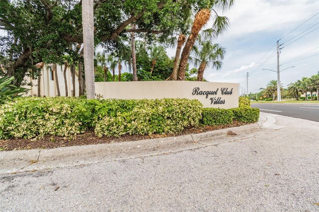 6019 COURTSIDE DRIVE, Bradenton, FL 34210