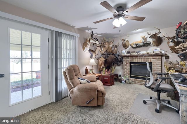 2552 MANOR RD, York, PA 17408