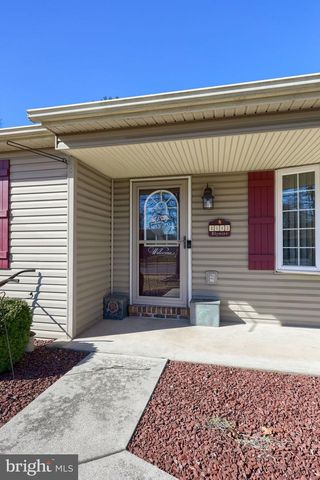 2552 MANOR RD, York, PA 17408