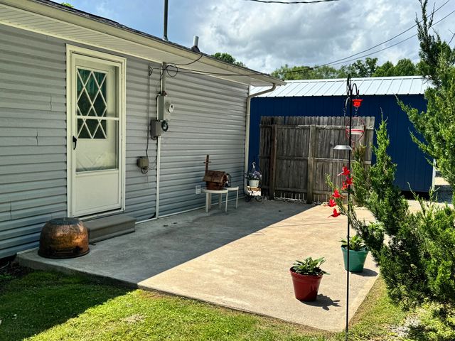 94 Roaden Lane, London, KY 40744