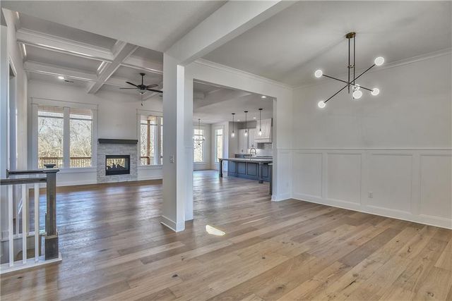 2814 W 175th Terrace, Overland Park, KS 66085