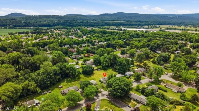 708 Franklin St, Belvidere Twp., NJ 07823