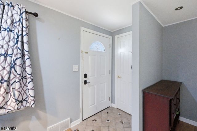 708 Franklin St, Belvidere Twp., NJ 07823