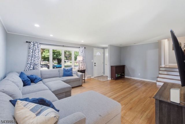708 Franklin St, Belvidere Twp., NJ 07823