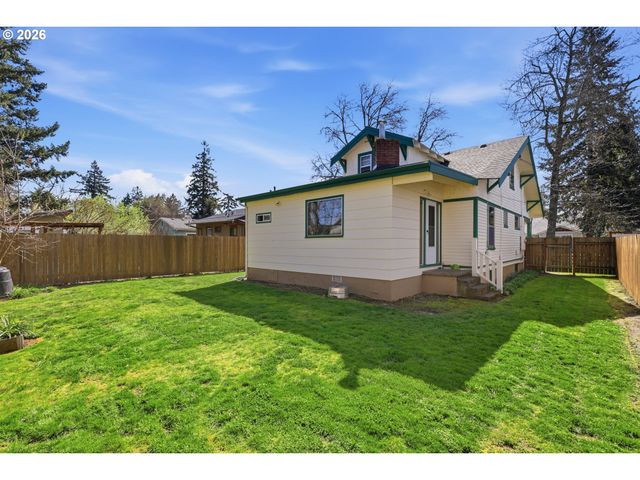 7503 Se MARTINS St, Portland, OR 97206