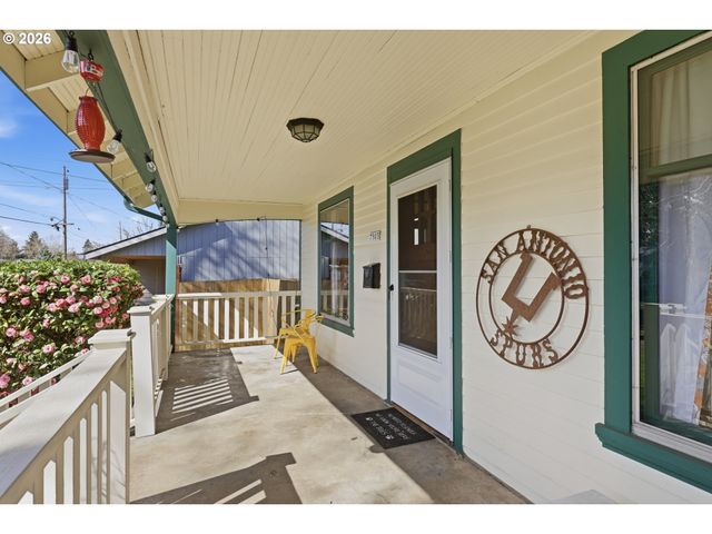 7503 Se MARTINS St, Portland, OR 97206