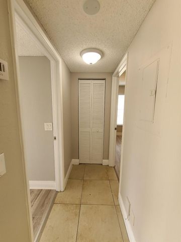 1460 Windorah Way C, West Palm Beach, FL 33411