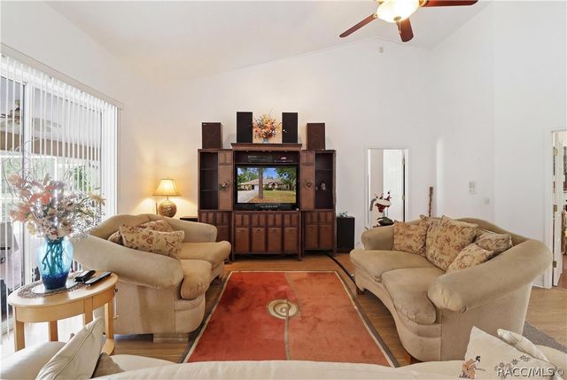 2667 W Pine Ridge Boulevard, Beverly Hills, FL 34465