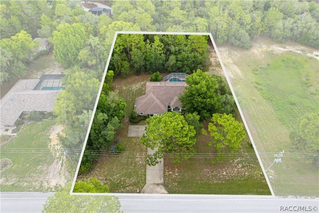2667 W Pine Ridge Boulevard, Beverly Hills, FL 34465