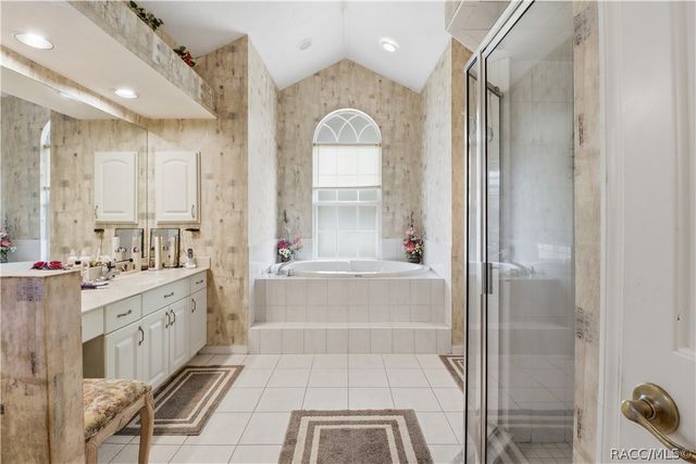 2667 W Pine Ridge Boulevard, Beverly Hills, FL 34465