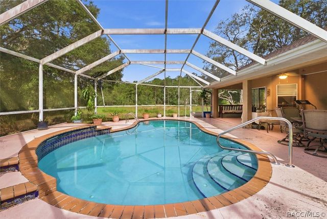 2667 W Pine Ridge Boulevard, Beverly Hills, FL 34465