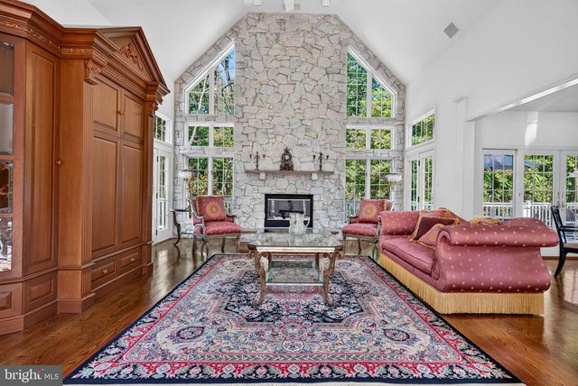 10 SLAB BRANCH CT, Marlton, NJ 08053