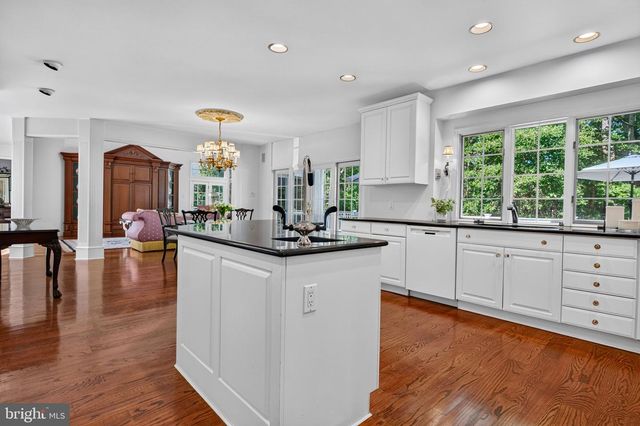 10 SLAB BRANCH CT, Marlton, NJ 08053