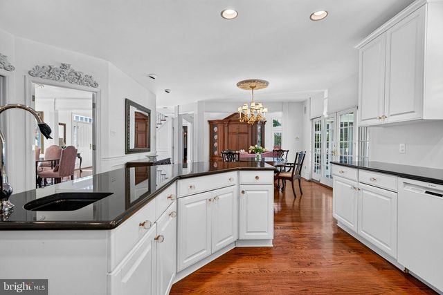 10 SLAB BRANCH CT, Marlton, NJ 08053