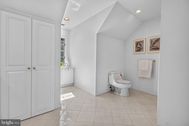 10 SLAB BRANCH CT, Marlton, NJ 08053