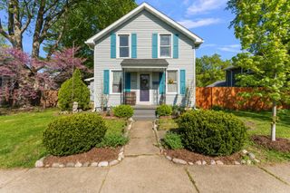 606 Lafayette Street, Valparaiso, IN 46383