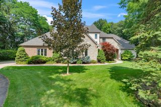 60 Timber Ridge Court, York Twp, MI 48160