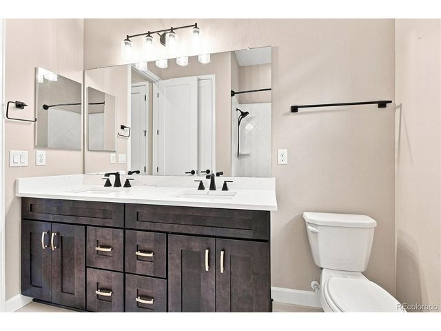 6980 S Yantley Ct, Aurora, CO 80016