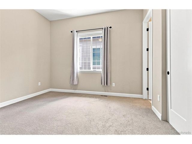 6980 S Yantley Ct, Aurora, CO 80016